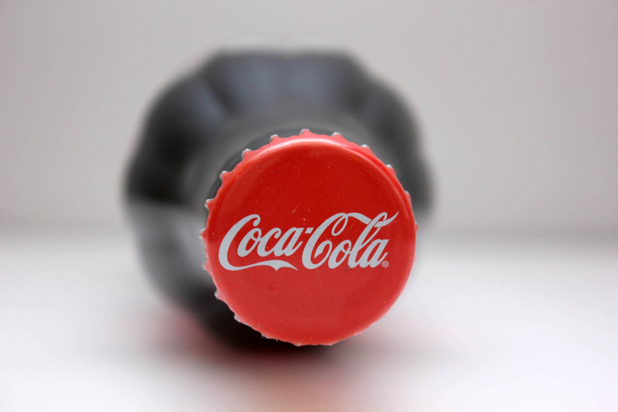 Coca-Cola Logo - The Real Reason The Coca Cola Logo Is Red. Reader's Digest