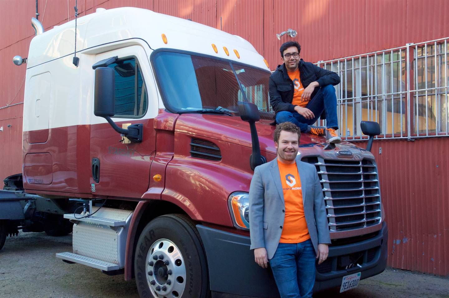 Uber Semi Truck Logo - Starsky Robotics Unveils a Self-Driving Truck That Could Kill Uber ...