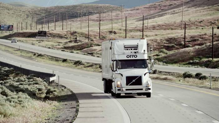 Uber Semi Truck Logo - Uber's self-driving truck fleet make its first road trip