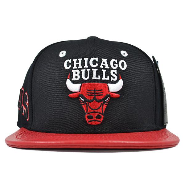 Two Red Bulls Logo - Chicago Bulls TWO TONE STRAPBACK Pro Standard NBA Hat