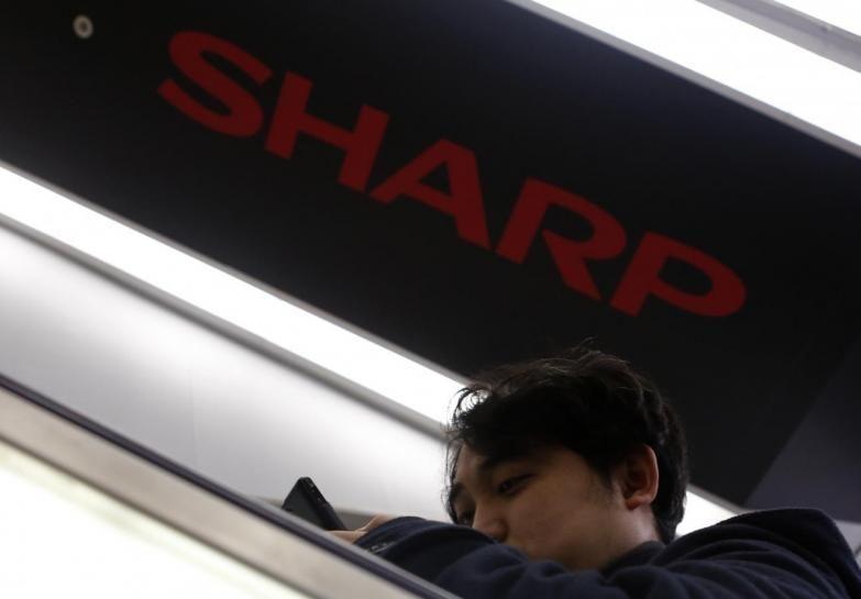 Sharp Electronics Logo - Japan's Sharp to cut 000 jobs in global restructuring: source