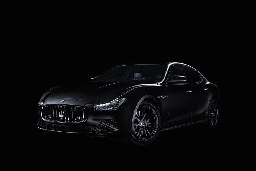 Maserati Car Black and White Logo - If you want an 'extremely black' luxury car, Maserati has you ...