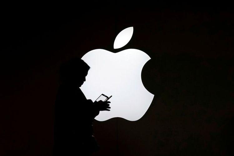 Samsung Apple Logo - Italian watchdog fines Apple, Samsung over software updates | News ...