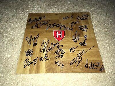 Harvard Basketball Logo - 2017-2018 HARVARD CRIMSON Basketball Team Signed 12X12 Logo Floor ...