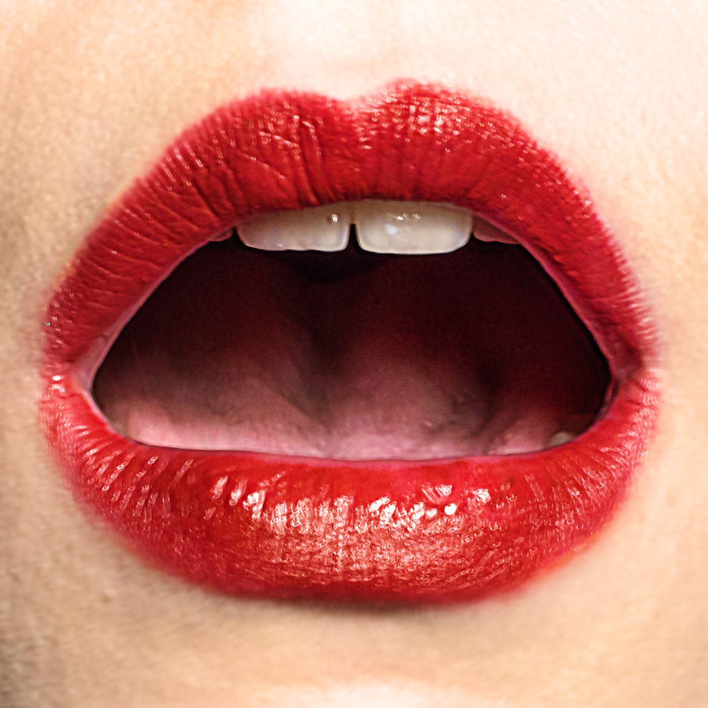 Red Lips and Tongue Logo - Red Lips Pink Tongue