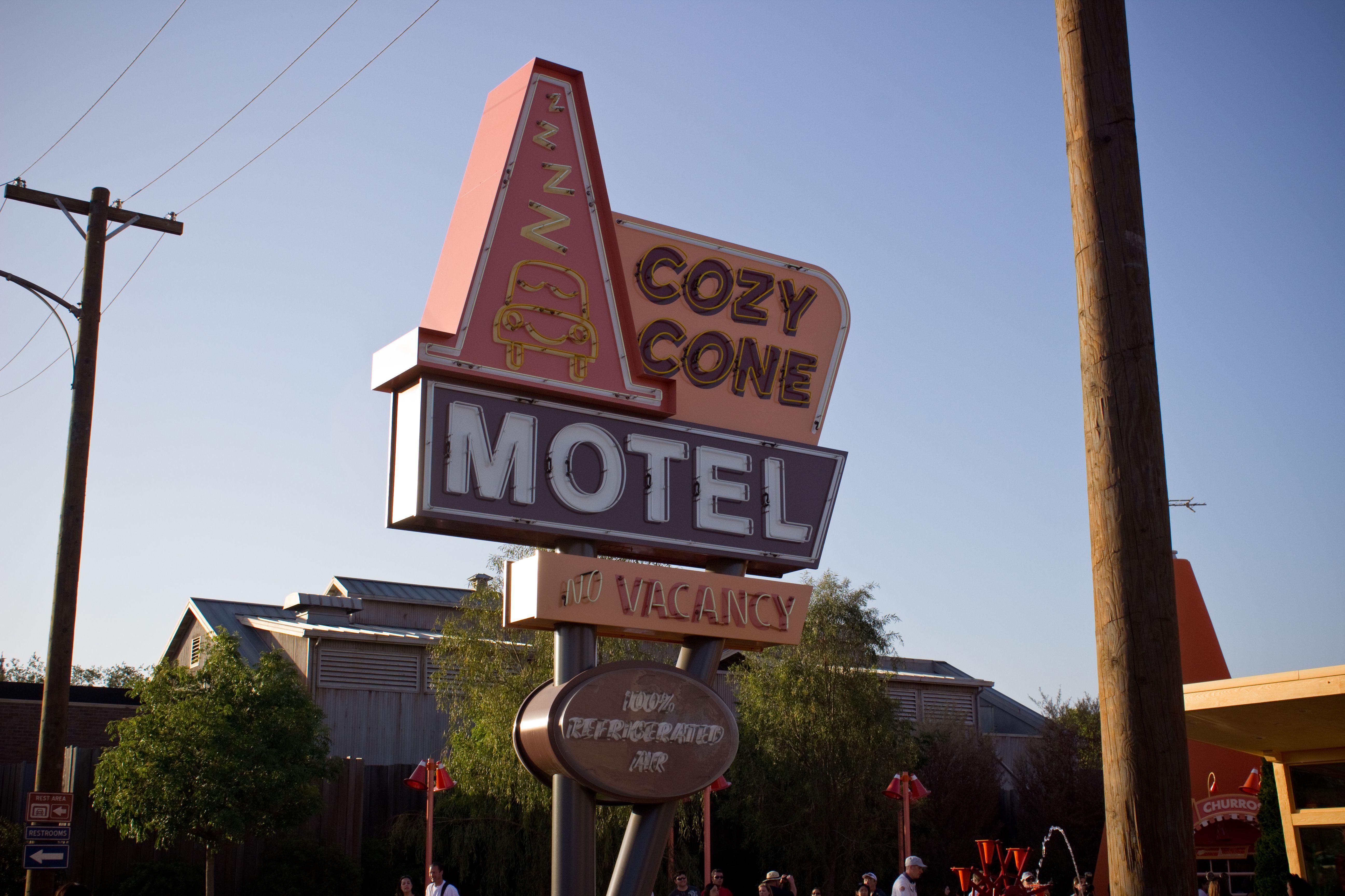 Cozy Cone Logo - Cozy cone motel logo : Safari icon with monitor drivers