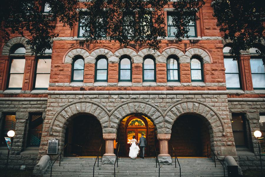 Old Red Museum Logo - Dallas Based Wedding Photographer Hollie + Chris. Old Red Museum