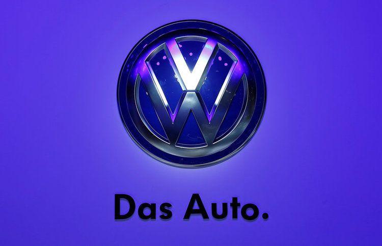 Broken VW Logo - VW works council says talks over strategy pact broken off without ...