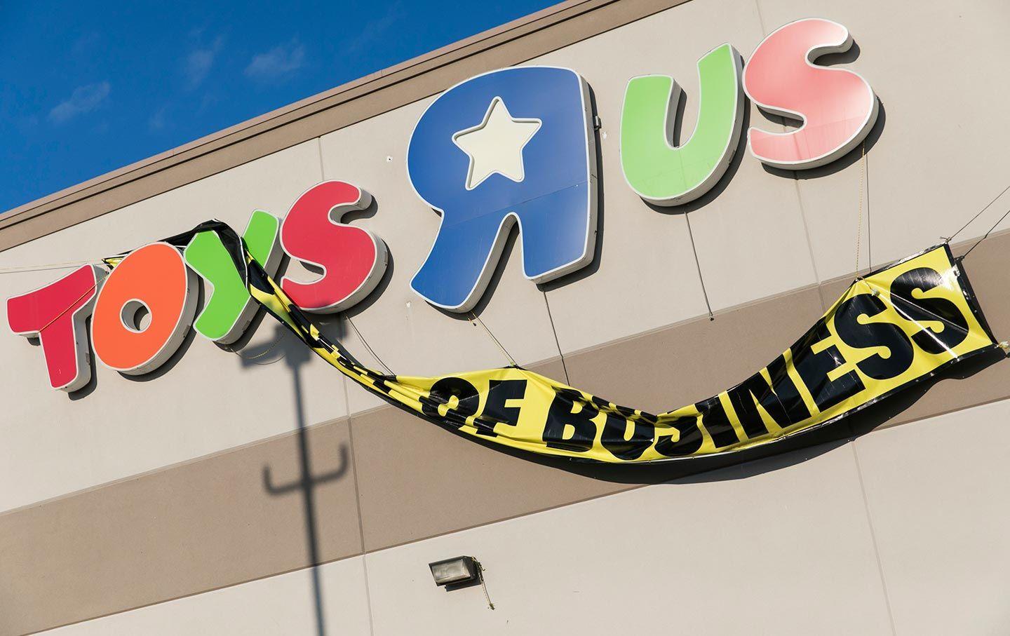 New Toys R Us Logo - It's Time to Crack Down on the Toys 'R' Us Vulture Capitalists | The ...