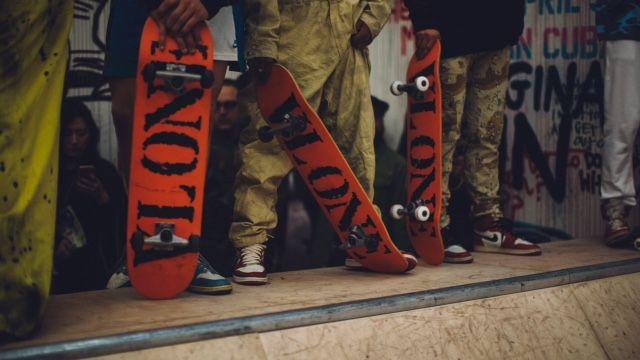 Vlone Skateboard Logo - VLONE Pop-Up Opens in L.A. With Skaters & Burnt Americana • FRANK151
