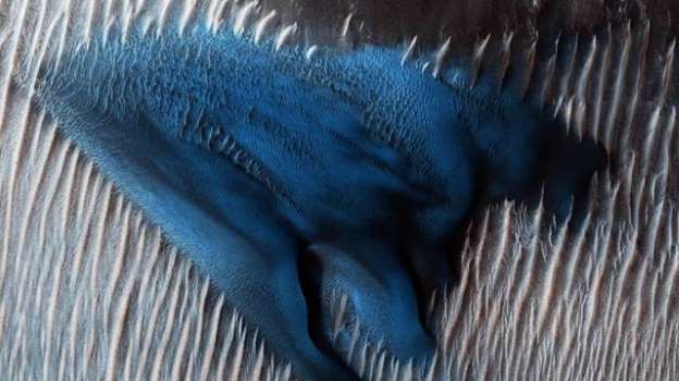 Brilliant NASA Logo - NASA spies a brilliant 'blue' sand dune on Mars
