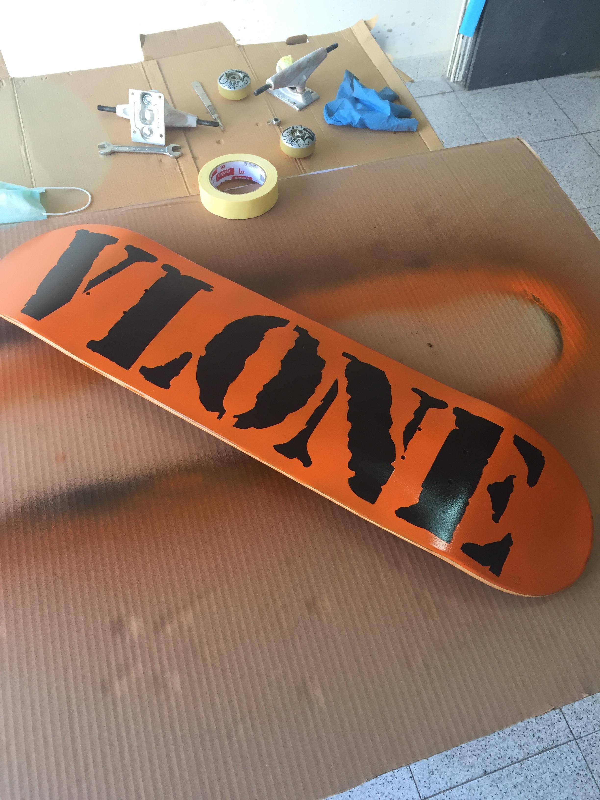 Vlone Skateboard Logo - No HELP Needed VLONE Logo Font (OP Still Got His Shine) « Kanye