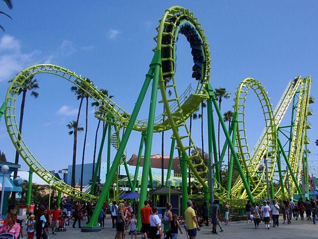 Boomerang Knott's Berry Farm Logo - Boomerang