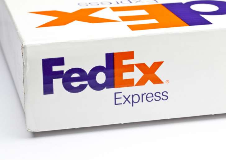 Federal Express Old Logo - 12 Secrets of FedEx Delivery Drivers | Mental Floss
