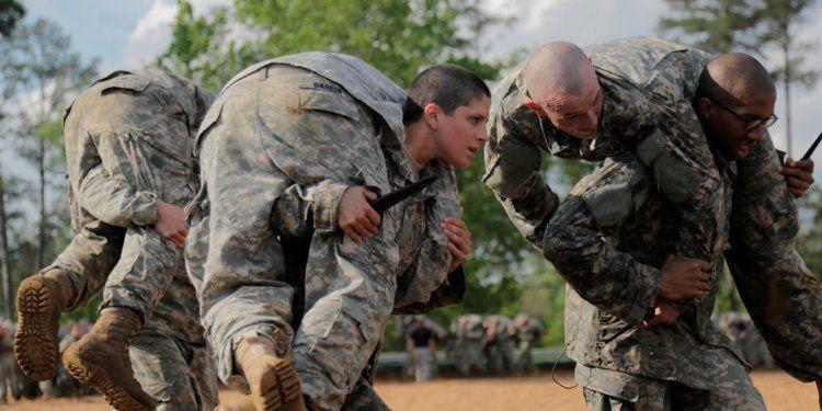 Soldiers Army Strong Logo - Ditching 'Army Strong:' US Army seeks new slogan for Millennials ...