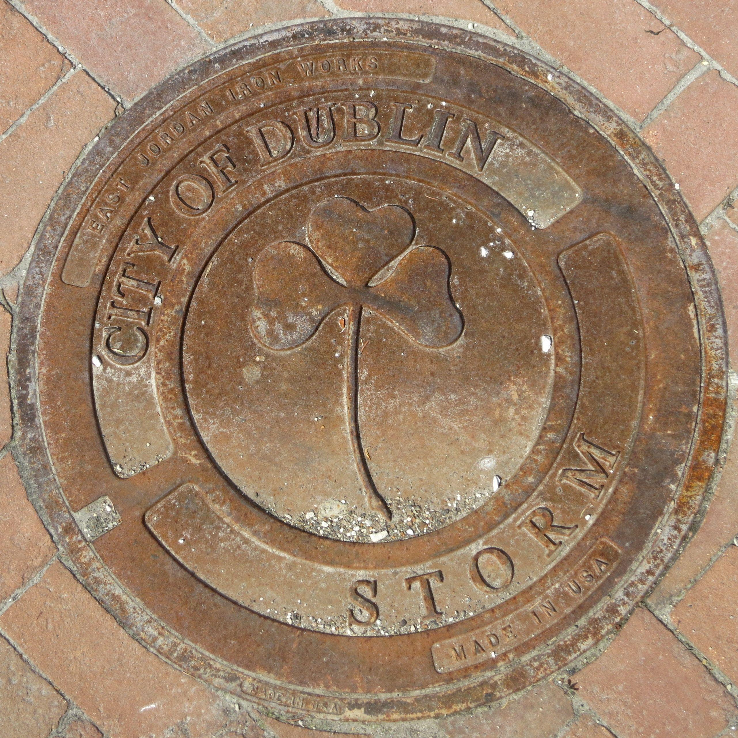 City of Dublin Ohio Logo - File:City of Dublin storm drain cover (Dublin, Ohio).JPG - Wikimedia ...