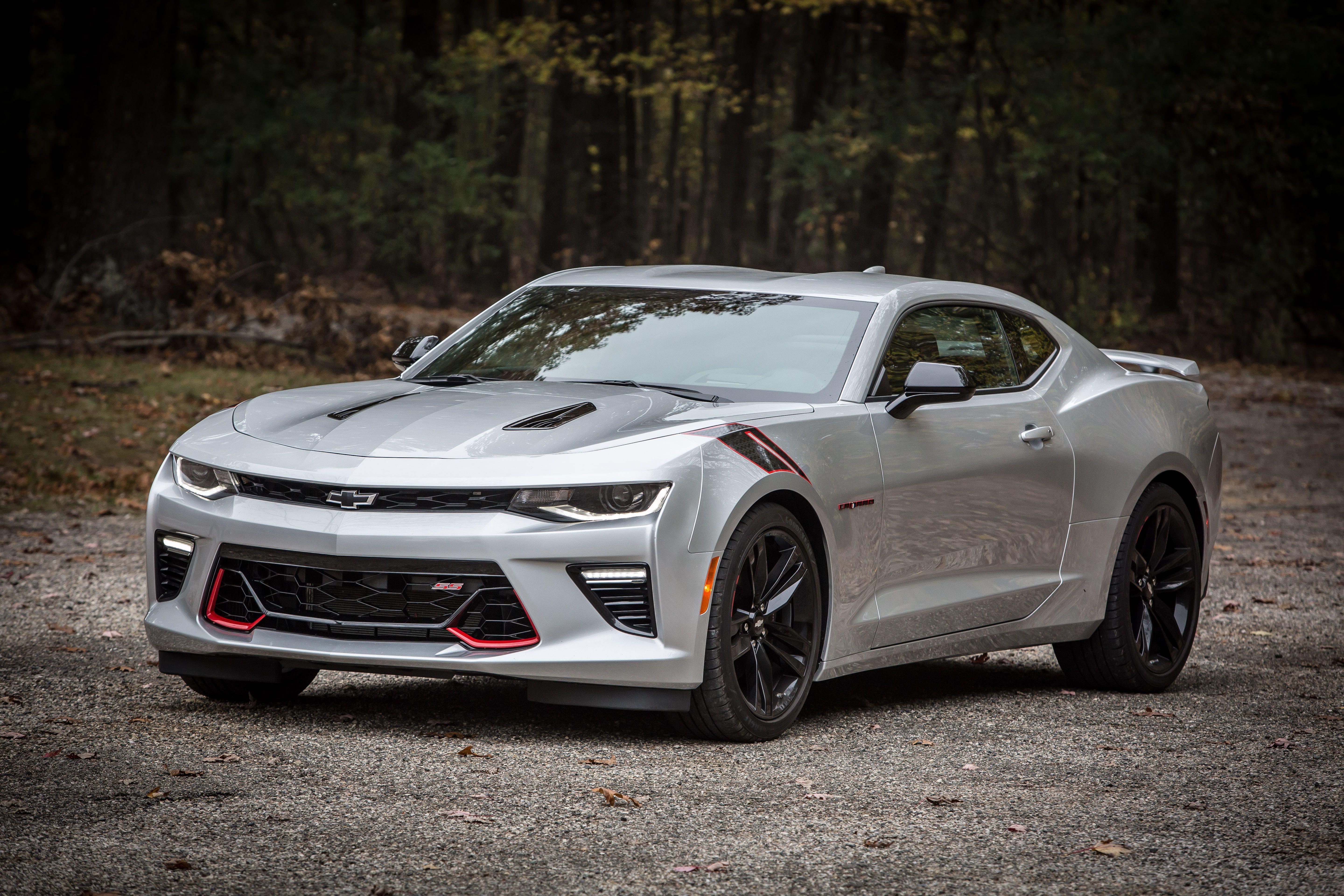 2018 Camaro Logo - 2018 Chevrolet Camaro review: Redline looks back up Camaro SS V8's ...