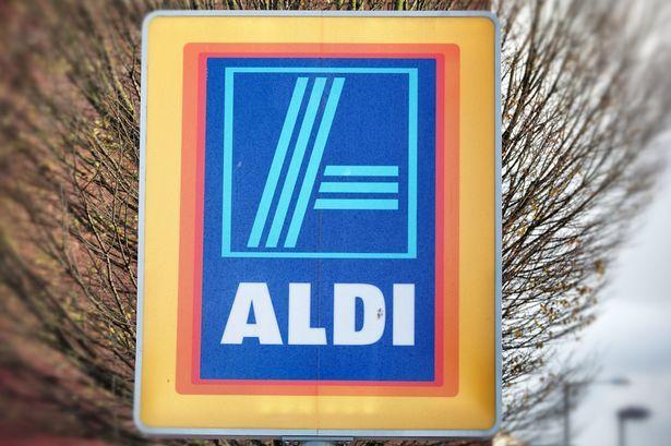 Aldi Logo - Aldi reveals its new 'contemporary' logo - but not everyone's ...