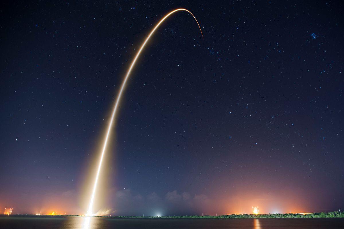 SpaceX Star Logo - Boeing and SpaceX Are Racing to Bring Astronauts, Then Tourists, to