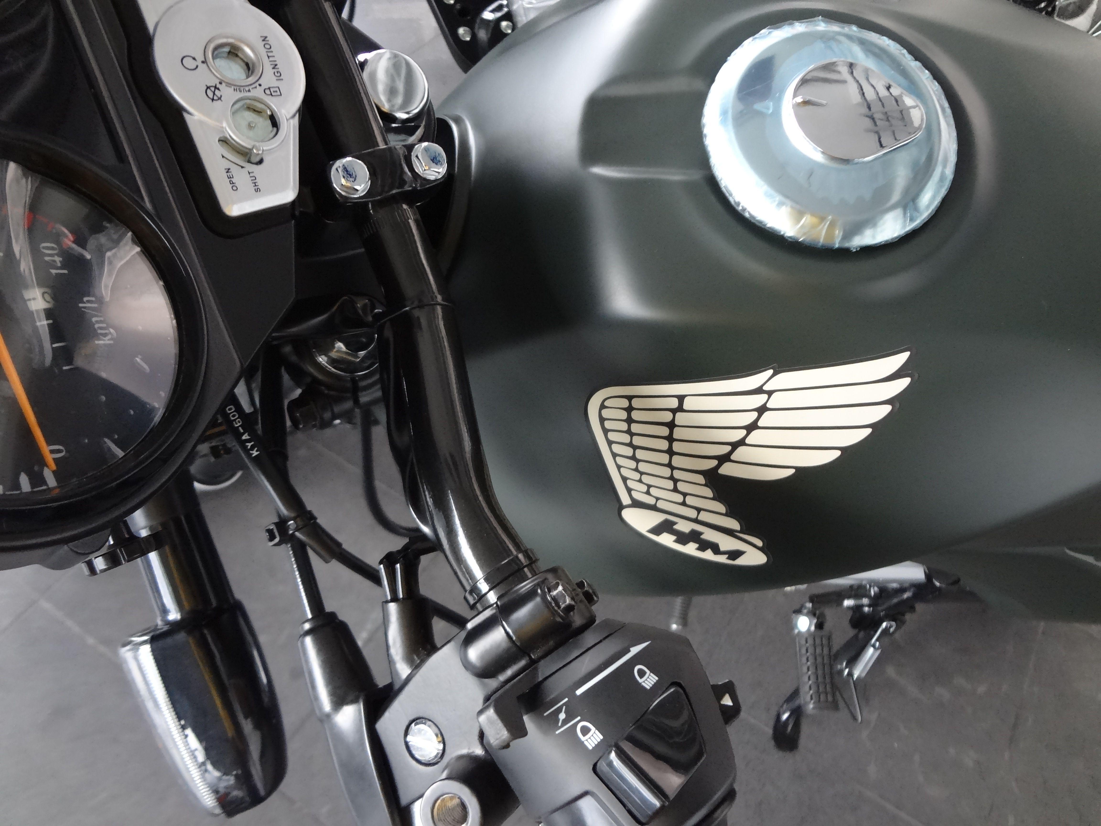 Vintage Honda Motorcycle Logo - File:Honda, brand new vintage style motorcycle, (gas tank logo pic ...