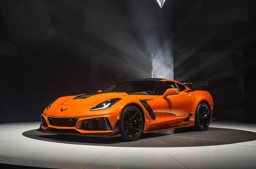 Corvette 2018 Logo - 2018 Chevrolet Corvette ZR1 revealed | Autocar