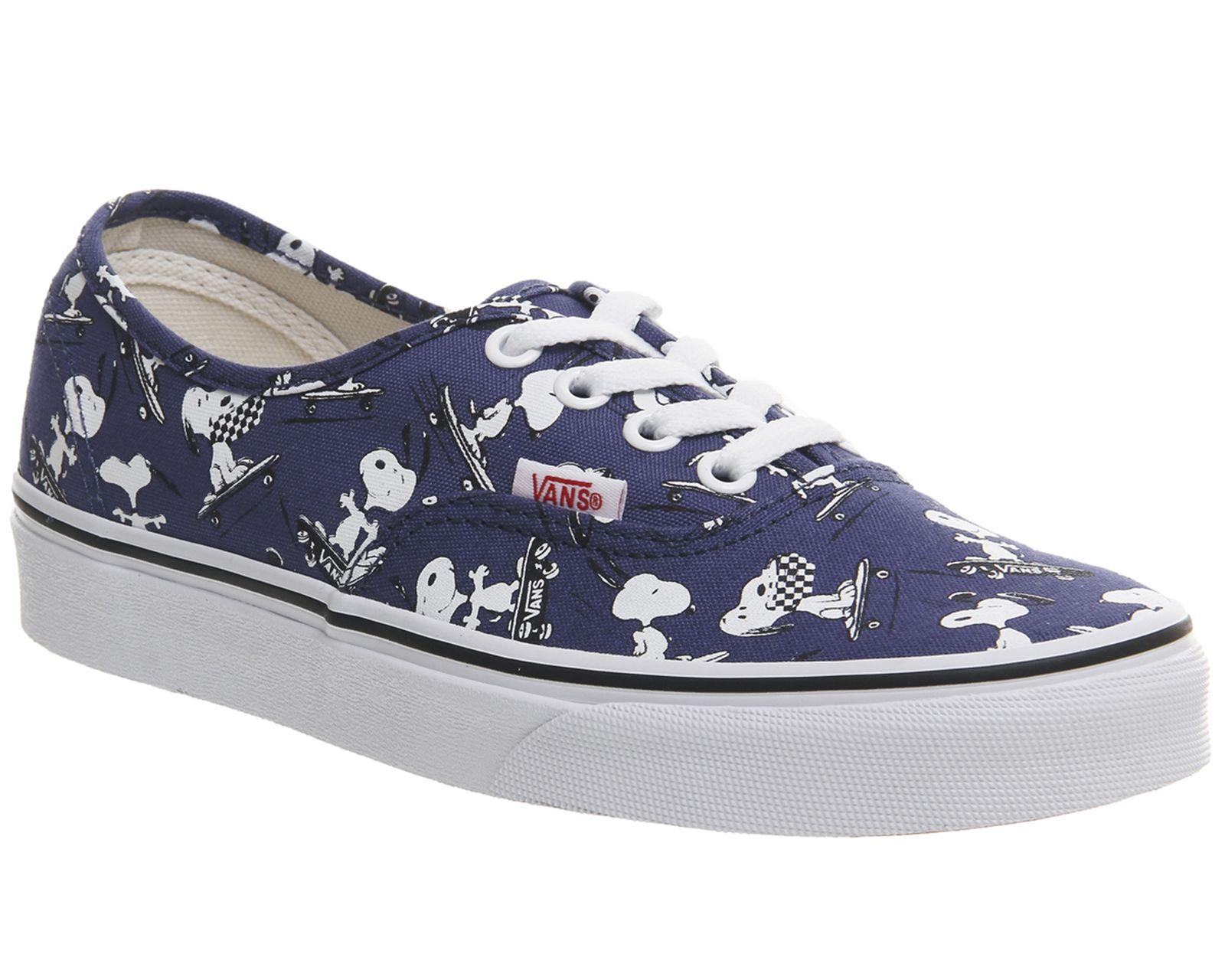 Snoopy Vans Logo - Vans Authentic Trainers Peanuts Snoopy Skating - Unisex Sports