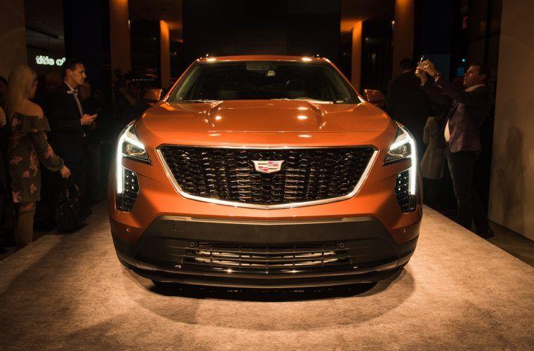 Cadillac Year Logo - Cadillac To Launch All New XT4 Crossover In Middle East