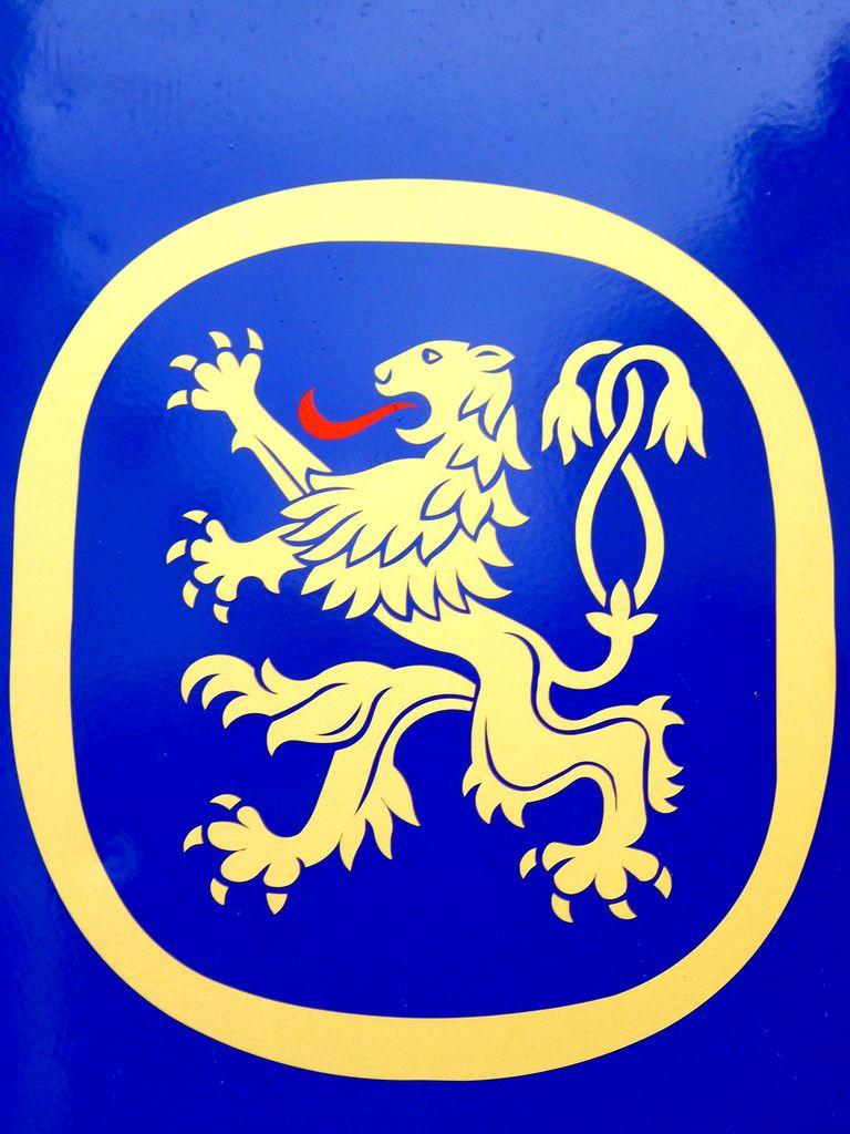 Lowenbrau Lion Logo - Löwenbräu Lion