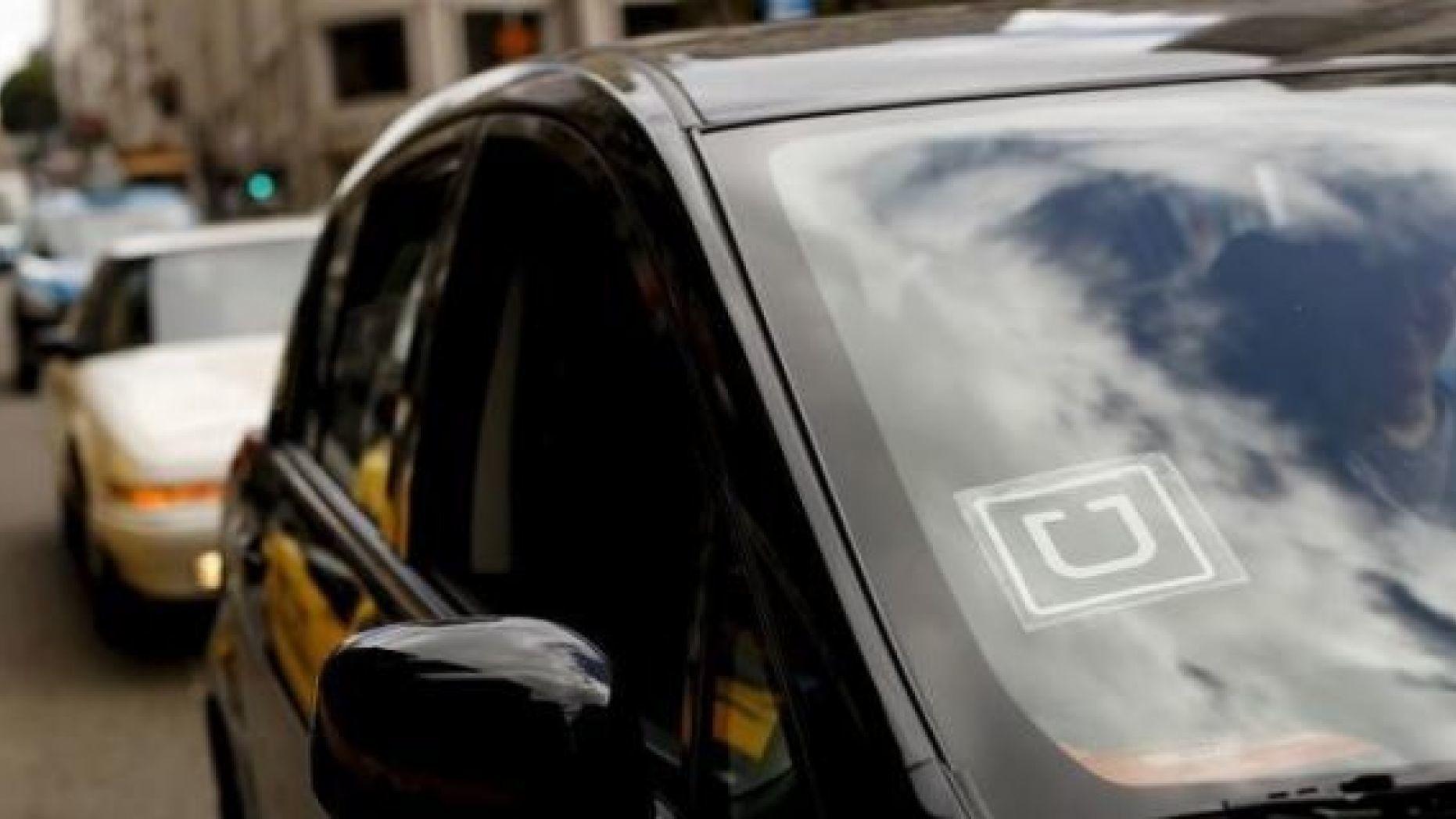 Uber Driver Windshield Logo - Uber driver stabbed in New York City road rage case, police say ...