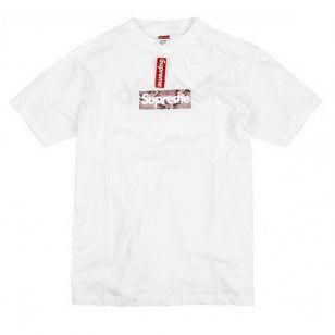 Rare Supreme Box Logo - Travis Scott Turns Up In A Rare Supreme Box Logo T-Shirt And Air ...