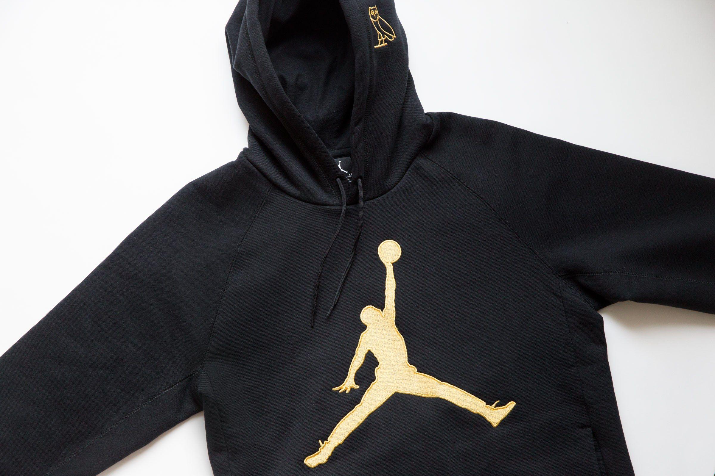 Gold OVO Drake Logo - Drake Made Me Wait in the Freezing Cold Just to Buy a Hoodie