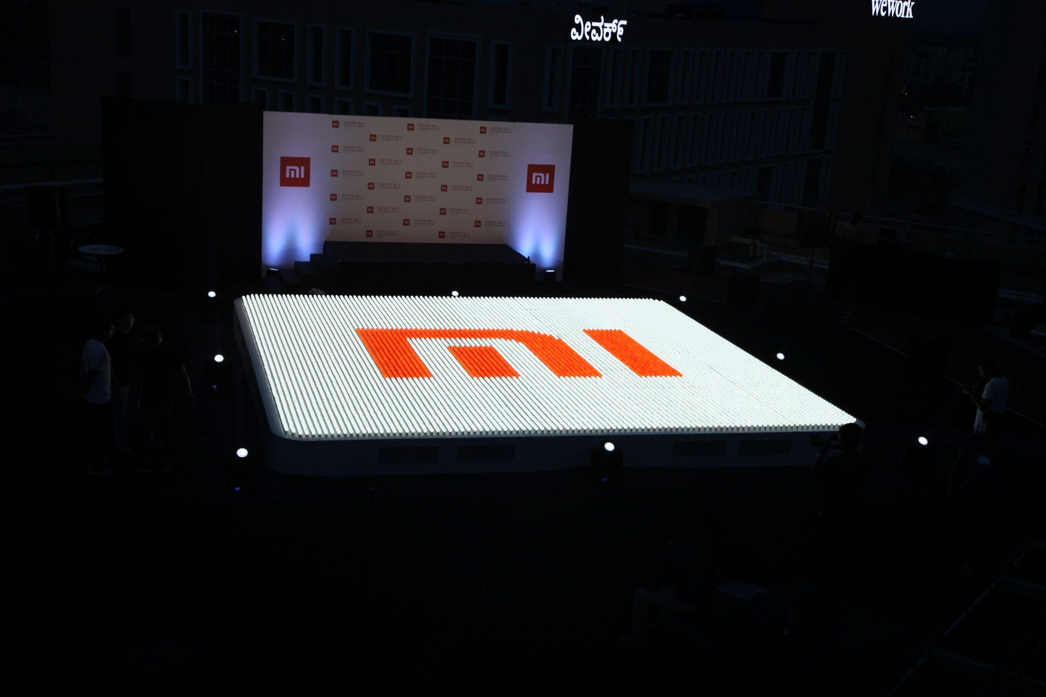MI Logo - Xiaomi India's giant light mosaic Mi logo clinches Guinness World ...