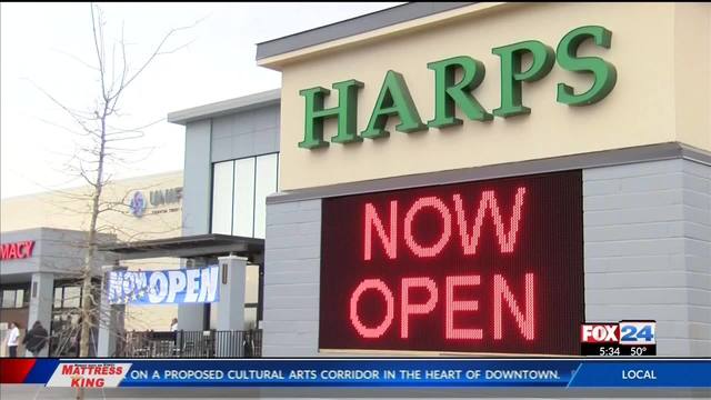 Harps Grocery Logo - New Harps Grocery Store Opens in Lowell (Fox 24)