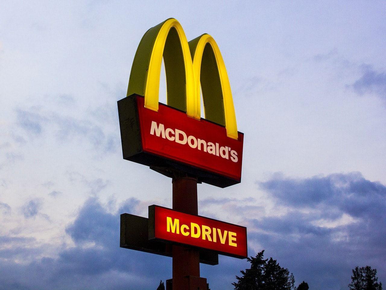 Small McDonald's Logo - Green Fast Food? McDonald's Goes Eco-Friendly Packaging by 2025