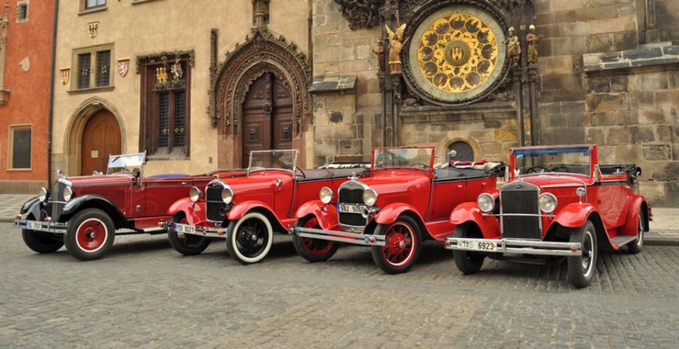 Old Red Cars Logo - Prague Vintage Car – Prague Tours by Vintage Cars – Private Tours of ...