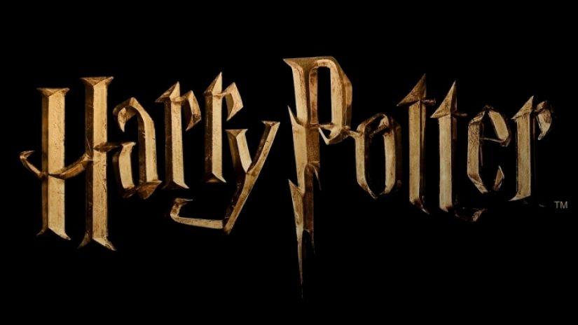 Harry Potter Warner Bros. Logo - Harry Potter: Warner Bros puts 'global franchise development team ...