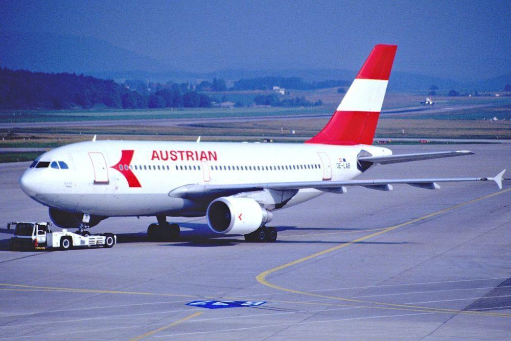 Austrian Airlines Logo - Austrian Airlines Airbus... - Austrian Airlines Office Photo ...