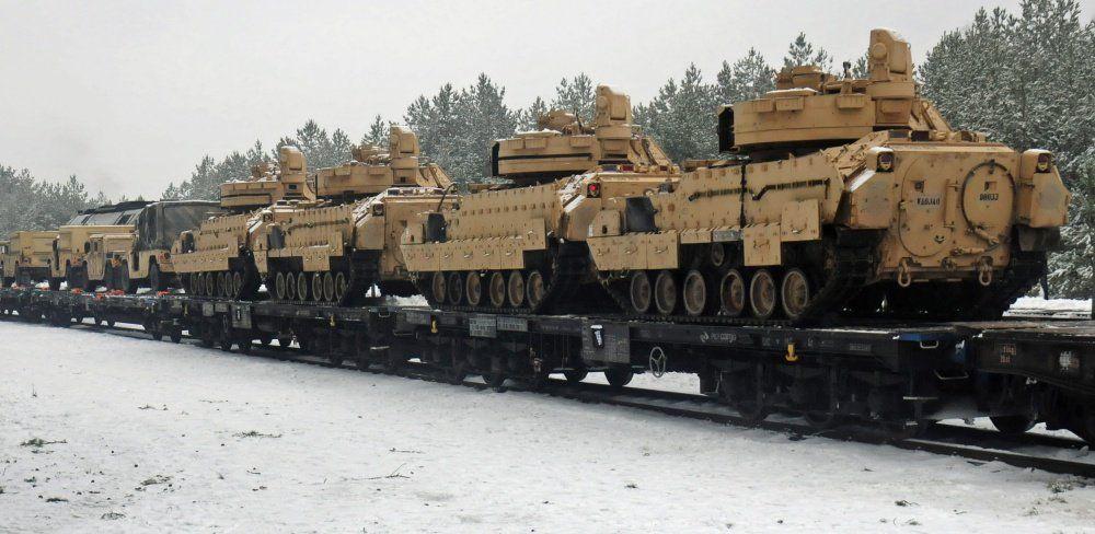 1-68 AR Silver Lion Logo - EstNATO Abrams Tanks Of 1 68 Armor