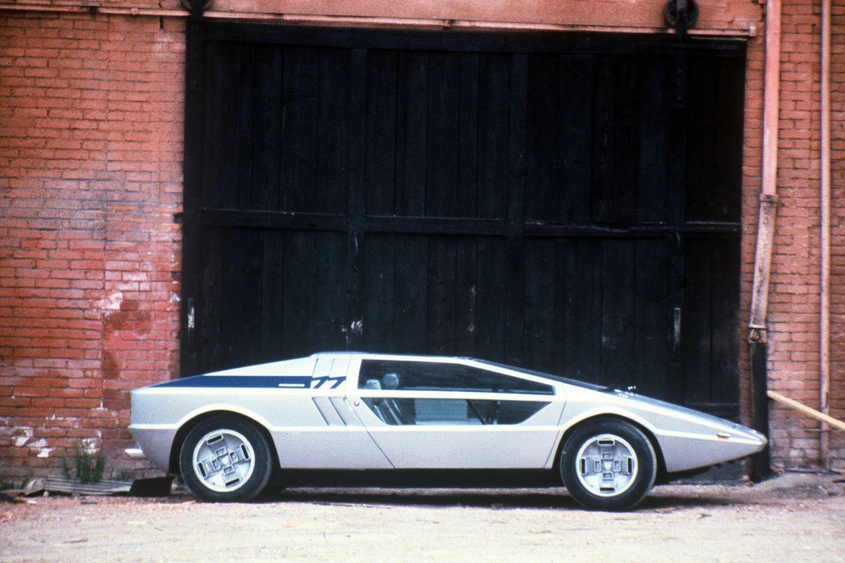 Car with 2 Boomerangs Logo - Concept Car of the Week: Maserati Boomerang (1972) - Car Design News