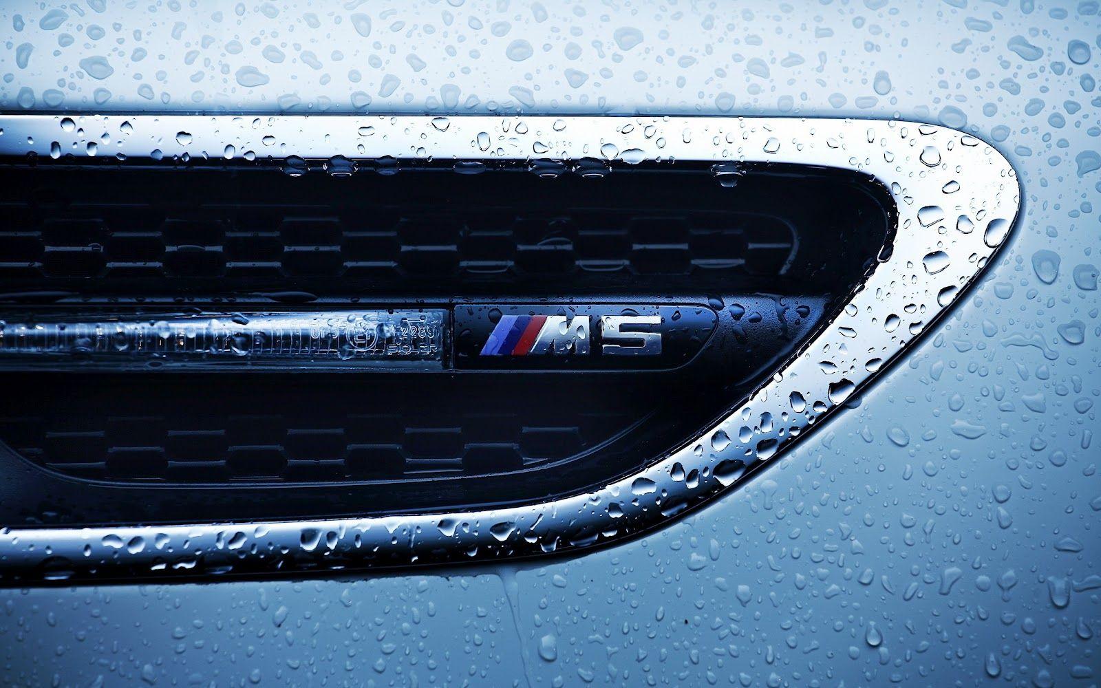 BMW M5 Logo - BMW M5 Logo Close Up Water Drops HD Car Wallpaper