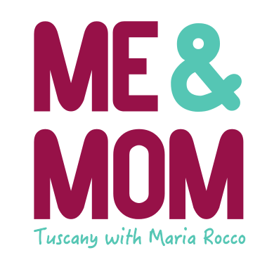 Mom.me Logo - Travel PR News | me & mom logo