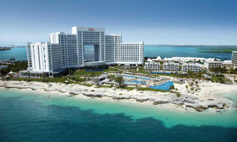 Rui Palace Logo - Riu Palace Península Hotelera, Cancun. On the Beach