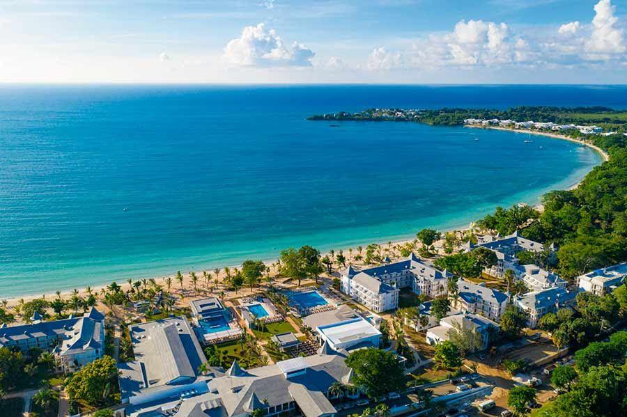 Rui Palace Logo - RIU Hotels reopens flagship Jamaican resort after USD 35M renovation
