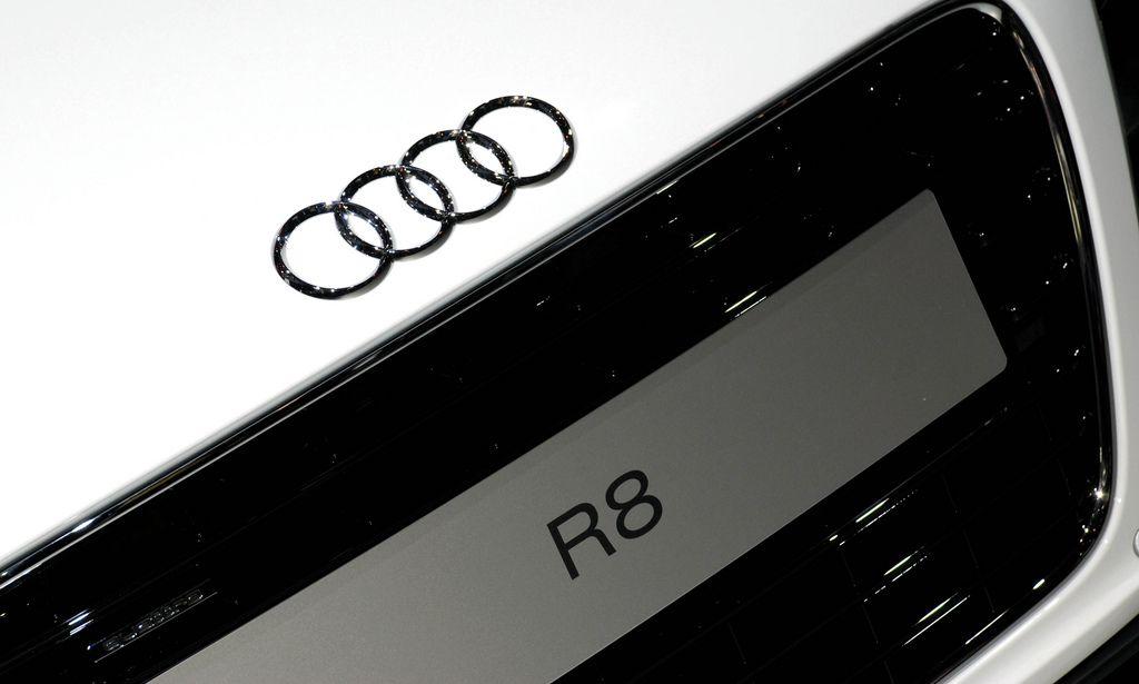 Black Audi R8 Logo - Audi r8 Logos