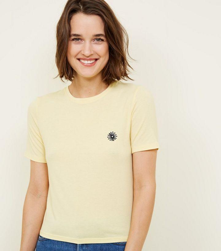 Yellow Daisy Logo - Pale Yellow Daisy Logo T-Shirt | New Look