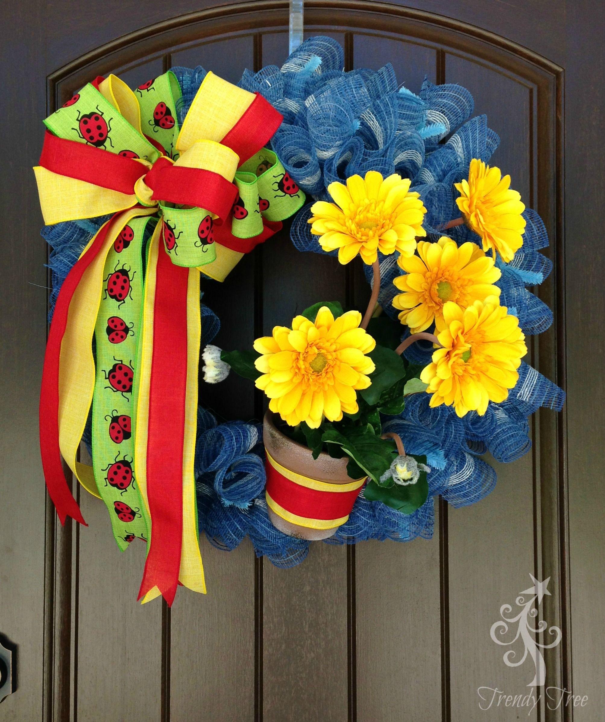 Yellow Daisy Logo - Yellow Gerbera Daisy Wreath Tutorial - Trendy Tree Blog| Holiday ...