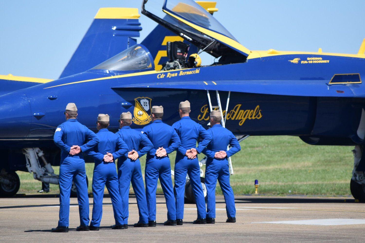 Blue Angels 2018 Logo - U.S. Navy Blue Angels Release 2017 & 2018 Schedules — Airshow News
