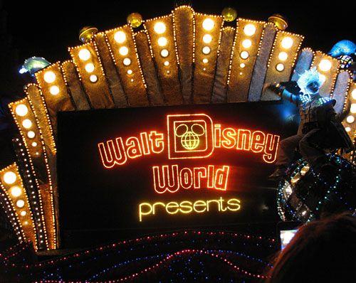Vintage Walt Disney World Logo - Disney » SteveandAmySly.com (8)