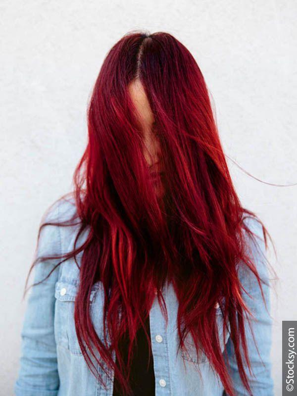 Long Hair with Red Lady Logo - Burgundy: How to wear the trend color