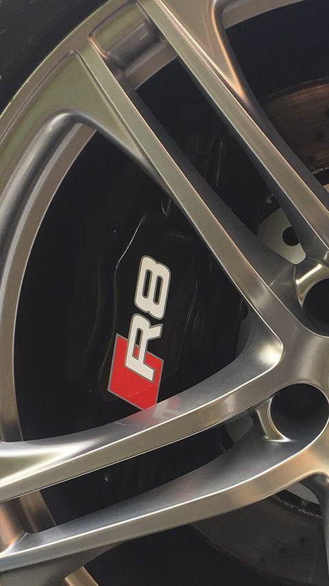 R8 Logo - Facelift R8 logo on brakes as a decal?